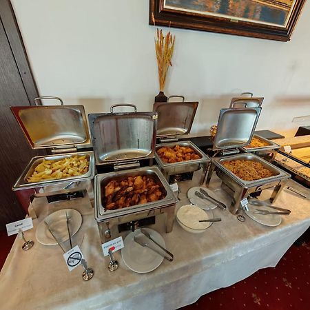 פרדיאל Atrium Panoramic Hotel & Spa מראה חיצוני תמונה