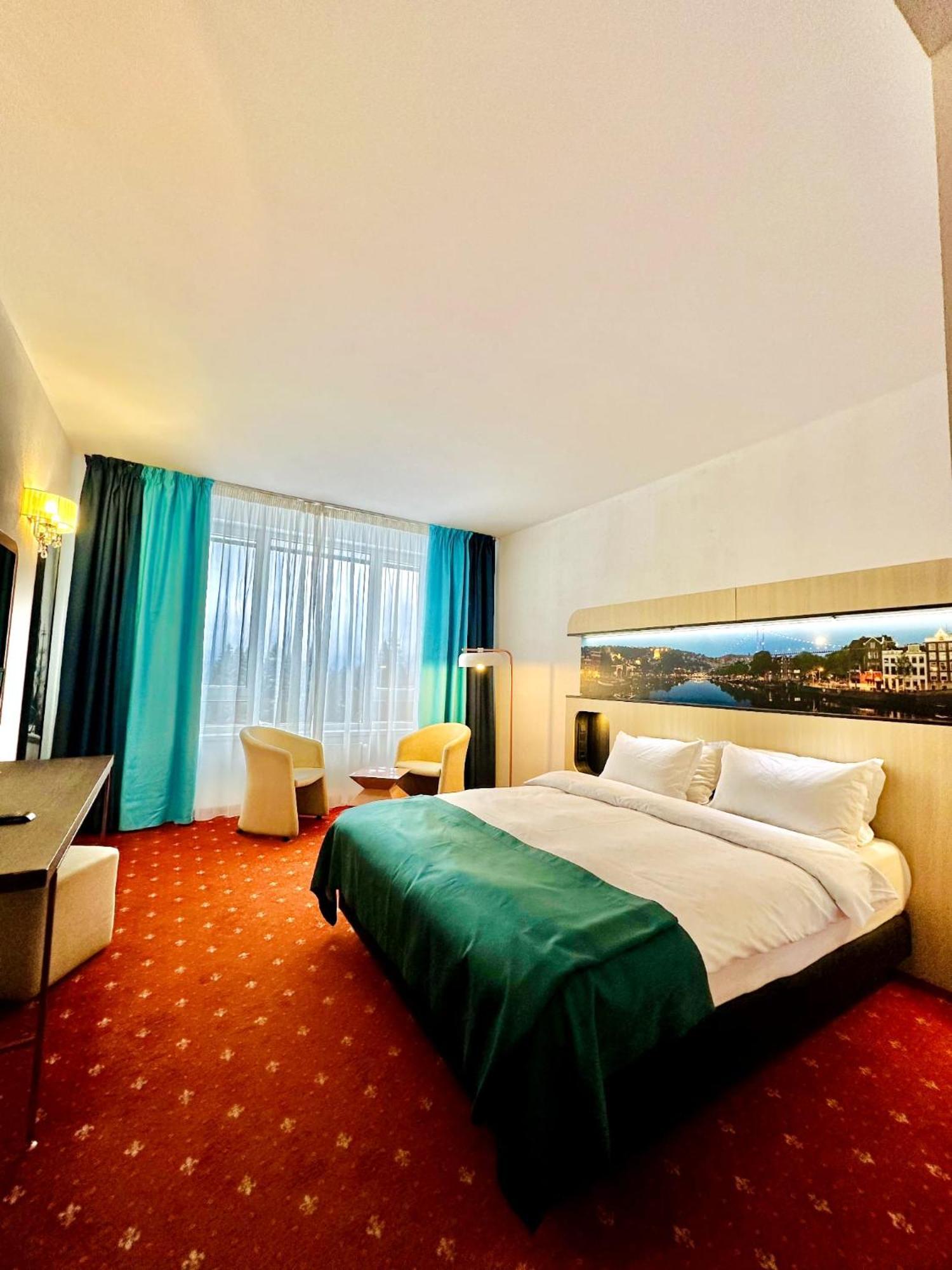 פרדיאל Atrium Panoramic Hotel & Spa מראה חיצוני תמונה