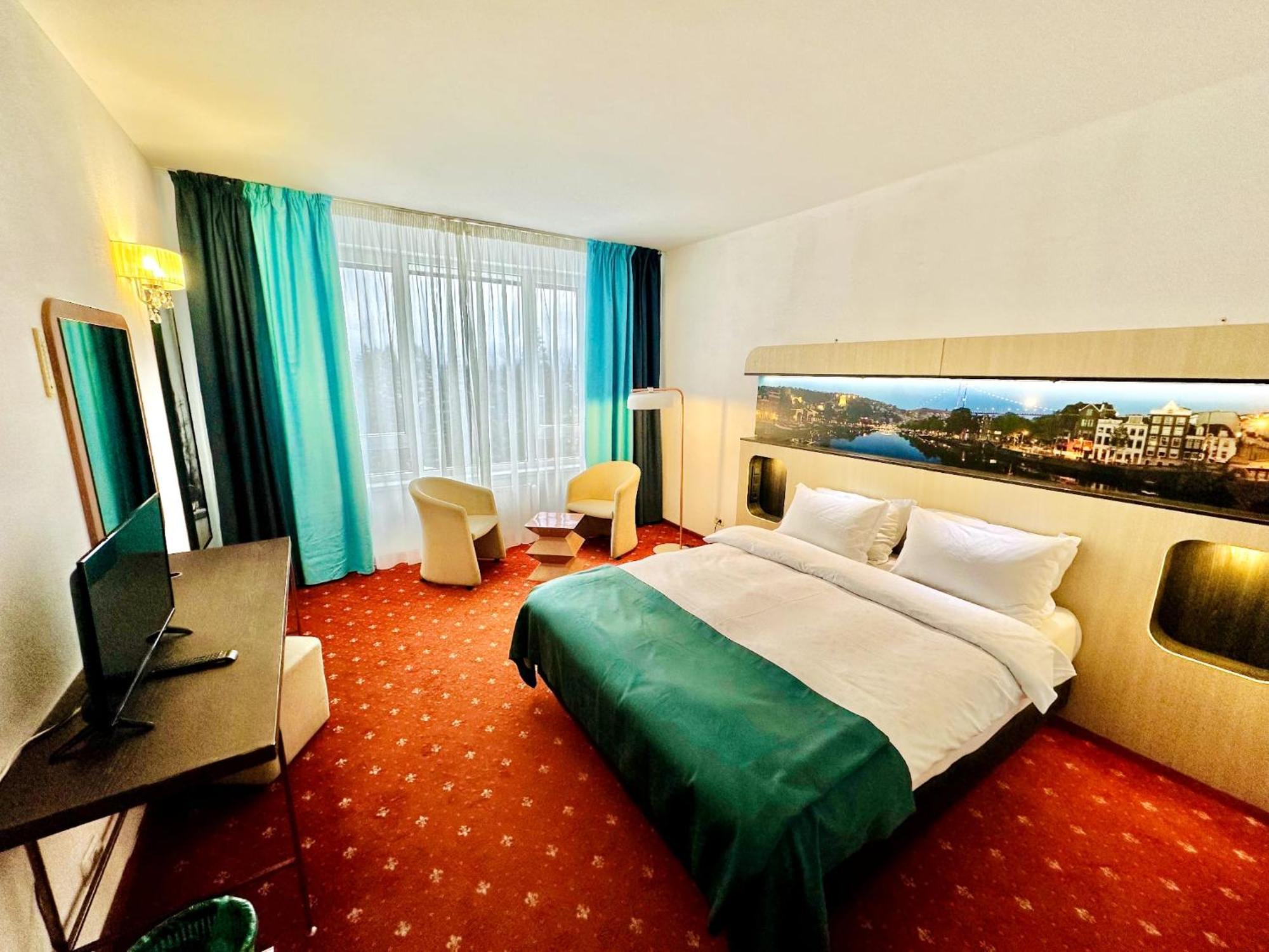 פרדיאל Atrium Panoramic Hotel & Spa מראה חיצוני תמונה